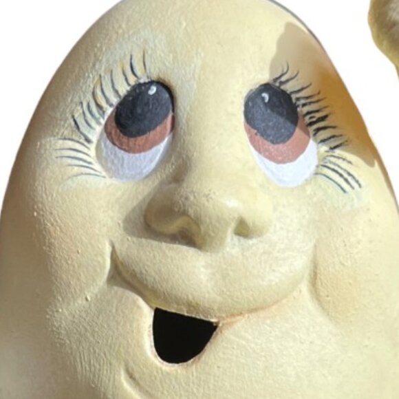 RARE! Vtg Ceramic Humpty Dumpty Egg w/ Sneakers, Pipe Cleaner Arms & Legs EUC - Picture 5 of 9